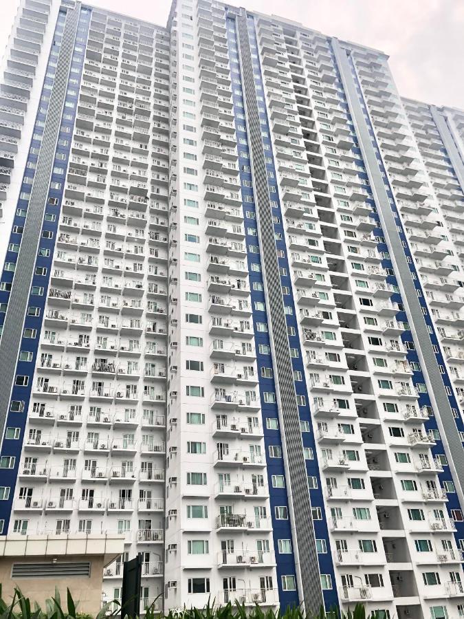 Myrvin At Grass Residences, Qc Manila Luaran gambar
